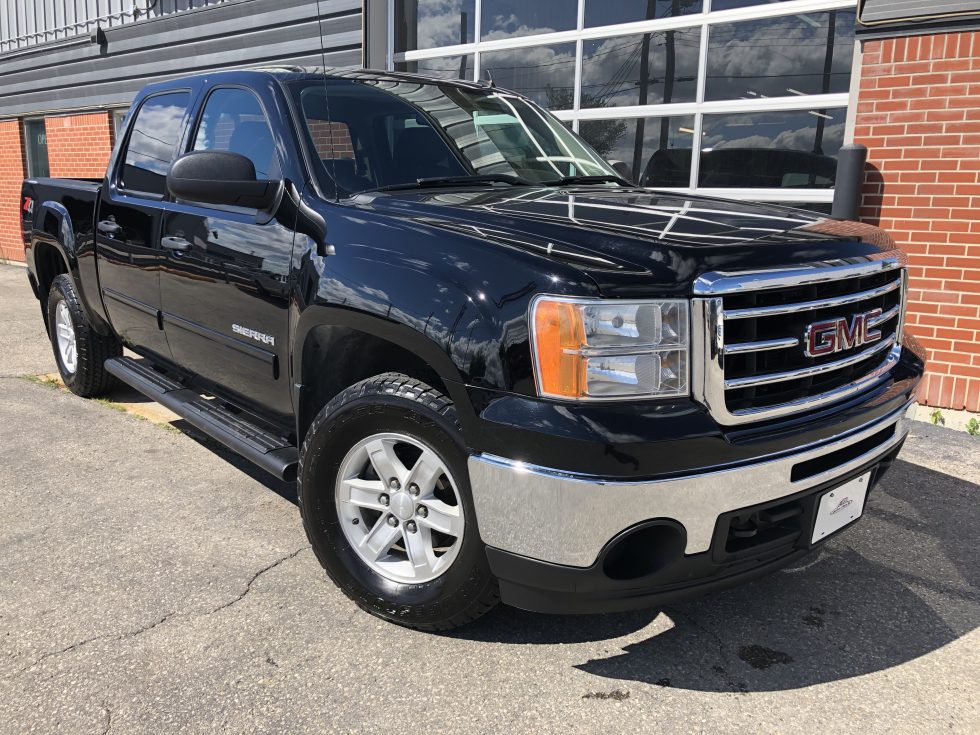 2012 GMC Sierra crew cab Z71 4x4 - Auto Check Service Centre